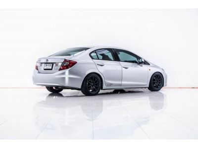 2012 HONDA CIVIC FB 1.8 S ผ่อน 3,555 บาท 12 เดือนแรก รูปที่ 5