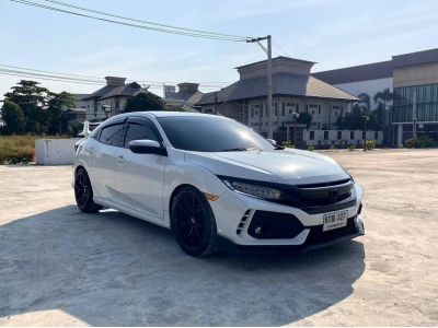 2017 HONDA CIVIC FK 1.5 TURBO HATCHBACK⭐ ออกรถ 0 บาท  ⭐ โปรขับฟรี90วัน ดอกเบี้ย 0% 12 เดือน รูปที่ 5