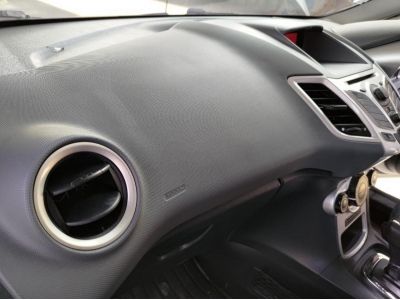 ขายรถ Ford Fiesta 1.6 Sport AT 2011 ซื้อสดไม่มี Vat7%ไม่มีค่าธรรมเนียม ผ่อนแค่สามพัน หกปี เครดิตดีฟรีดาวน์ ไม่เคยติดแก็ส สวยพร้อมใช้ เอกสารพร้อมโอน เครื่องยนต์เกียร์ช่วงล่างดี แอร์เย็นฉ่ำ เพียง 149,00 รูปที่ 5
