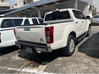 ISUZU D-MAX CAB4 3.0 Z HILANDER CC. ปี 2019 สี ขาว เกียร์ Auto รูปที่ 5