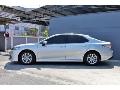 2019 TOYOTA CAMRY 2.0G auto ไมล์แท้ 66,000 กม. รูปที่ 5