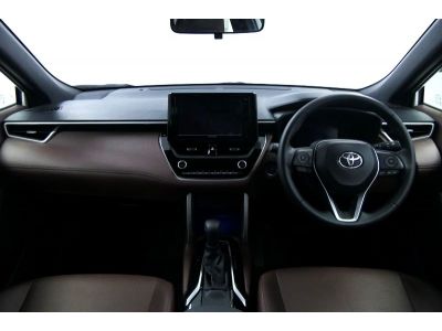 TOYOTA CROSS 1.8 HYBRID PREMIUM เกียร์AT ปี21 รูปที่ 5