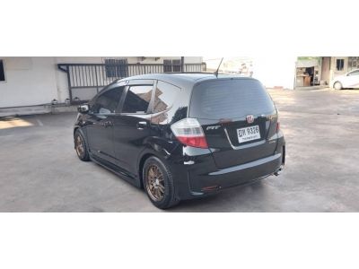 Honda Jazz 1.5V ปี10 ออโต้ มือเดียว ไมล์แท้ ของแต่งสุดคุ้ม รูปที่ 5