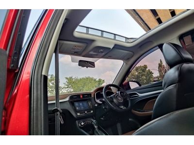 2018 MG ZS 1.5 X SUNROOF รูปที่ 5