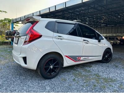 Honda Jazz 1.5 i-VTEC รุ่น S เกียร์ Auto ปี 2017 รูปที่ 5