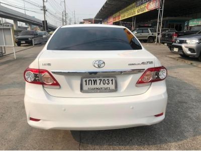 2013 Toyota Altis 1.6E รูปที่ 5