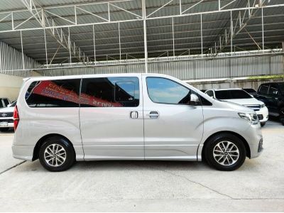 2019 Hyundai H1 2.5 Deluxe เครดิตดีฟรีดาวน์ รูปที่ 2