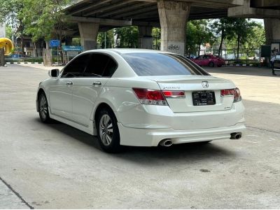 HONDA ACCORD 2.0 เกียร์ออโต้ ปี 2011 สีขาว รูปที่ 5