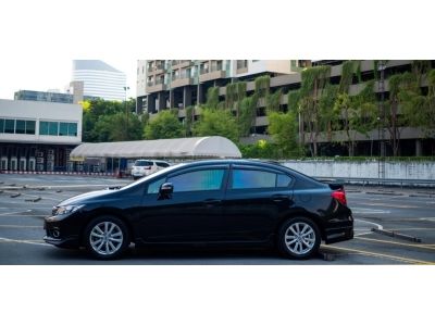 Honda Civic 1.8E NAVI สีดำ MY2012 รูปที่ 5