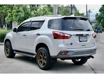 2018 ISUZU MU-X 3.0 DVD NAVI 4X4 รูปที่ 5