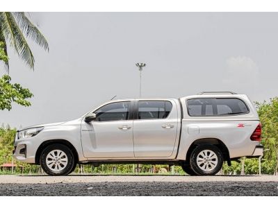 Toyota Hilux Revo Z E-dition 4ประตู 2.4 J Plus เกียร์ออโต้ ปี2019 สีบร์อนเงิน รูปที่ 5