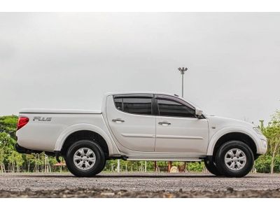 Mitsubishi Triton 4ประตู 2.5Gls Plus VG เกียร์ออโต้ ปี2011 สีขาว รูปที่ 5