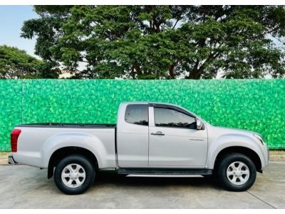 ISUZU D-MAX 1.9 Blue power เกียร์ธรรมดา ปี 2019 รูปที่ 5