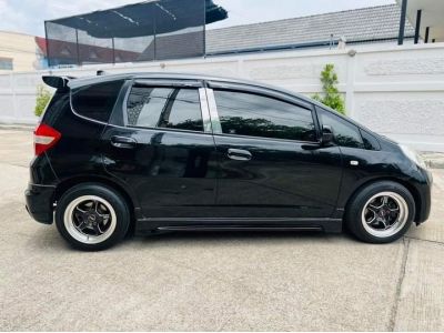 Honda Jazz 1.5V (MNC) Auto ปี 2011 รูปที่ 5