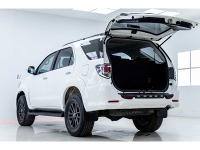 2015 TOYOTA FORTUNER 2.5 V  ผ่อน 6,274 บาท 12 เดือนแรก รูปที่ 5