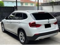 Bmw X1 2.0i รถศูนย์ สีขาว เบาะแดง ปี 2013 วิ่ง 14x,xxx km. แท้ รูปที่ 5