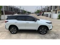 Fortuner Legender 2.8 ปี2022 ขับ2ล้อ ไมล์16,000km รูปที่ 5