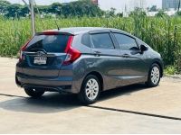 HONDA NEW JAZZ 1.5Vพลัส ปี2019 สีเทา เกียร์ออโต้ เครื่องเบนซิน รูปที่ 5