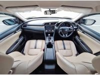 2017 Honda CIVIC 1.8 EL i-VTEC รถเก๋ง 4 ประตู รถบ้านมือเดียว ผ่านการตรวจสอบรถแล้ว รูปที่ 5