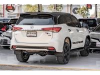 TOYOTA FORTUNER 2.8 TRD SPORTIVO 4WD ปี 2017 ไมล์ 40,xxx Km รูปที่ 5