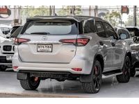 TOYOTA FORTUNER 2.8V 4WD ปี 2018 ไมล์ 92,7xx Km รูปที่ 5