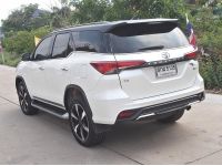 Toyota Fortuner 2.8 TRD Sigma4 4WD Black Top ปี 2019 รูปที่ 5