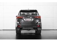 TOYOTA FORTUNER 2.4 V 2WD ปี2015 รูปที่ 5