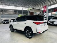 TOYOTA FORTUNER 2.4 LEGENDER ปี 2022 รูปที่ 5