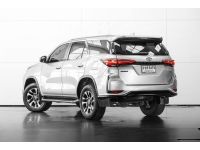 TOYOTA FORTUNER 2.4 LEADER V 4WD ปี 2022 รูปที่ 5