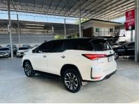 TOYOTA FORTUNER LEGENDER 2.4 V 4WD ปี 2022 รูปที่ 5