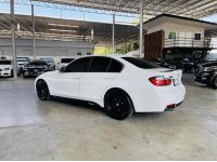 BMW SERIES 3 320D Luxury 2017 จด 2019 รูปที่ 5