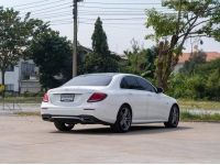 Mercedes-Benz E350e 2.0 AMG Plug-in Hybrid (W213) 2019 จด 2022 รูปที่ 5