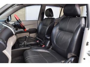 Mitsubishi Triton 2.4 DOUBLE CAB (ปี 2012 ) GLS Plus Pickup MT รูปที่ 6