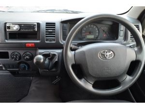 Toyota Hiace 3.0 ตัวเตี้ย (ปี 2015) D4D Van MT รูปที่ 6