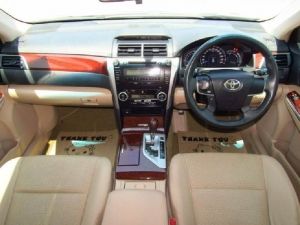 ดาวน์ 19,000 ปี 2013 TOYOTA CAMRY 2.0 G รูปที่ 6