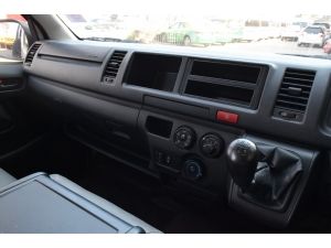 Toyota Hiace 3.0 COMMUTER (ปี 2015) D4D Van MT รูปที่ 6