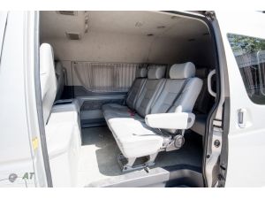 2014 Toyota Hiace 3.0 COMMUTER D4D Van AT รูปที่ 6