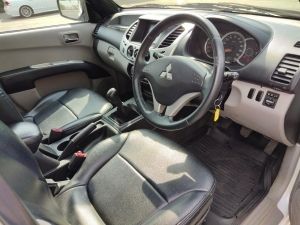 MITSUBISHI TRITON DOUBLE CAB 2.5 GLS PLUS VG TURBO 2011 MT รูปที่ 6