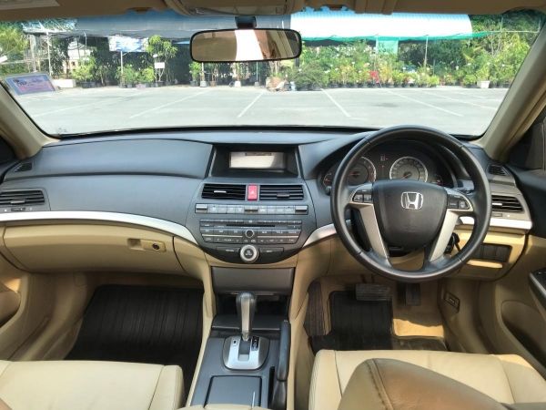 Honda Accord 2.0 EL i-VTEC Sedan AT ปี 2010 รูปที่ 6