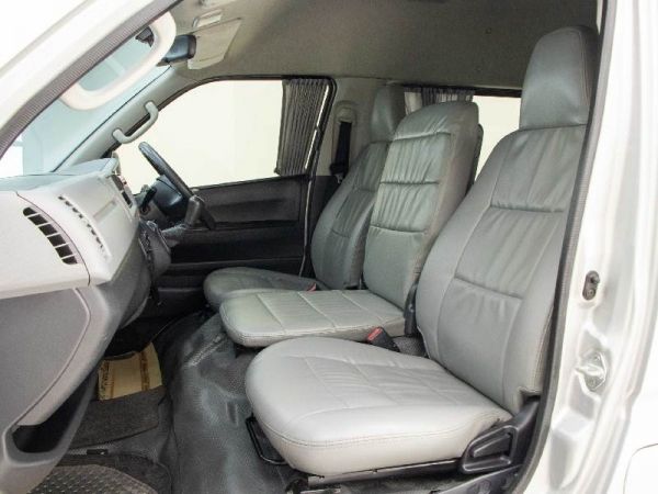 ออกรถ 0 บาท TOYOTA COMMUTER 2.5D4D 2013 รูปที่ 6