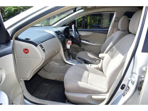 Toyota Altis 1.8 E AT 2013 รูปที่ 6