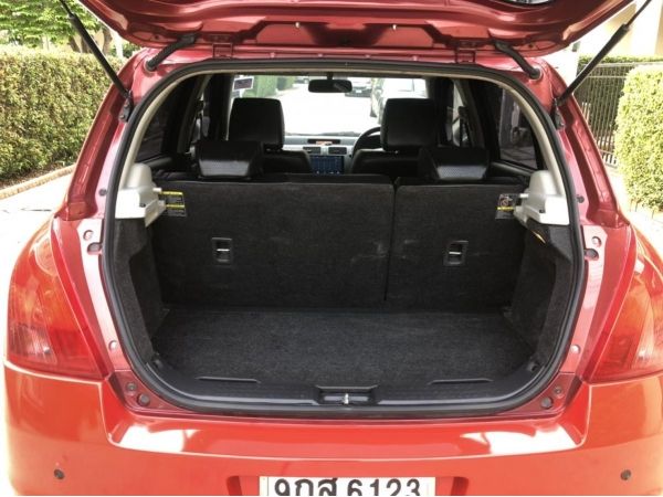 SUZUKI SWIFT 1.5GL ตัวท๊อปจัดได้เต็มไม่ต้องใช้เงินออกรถ รูปที่ 6