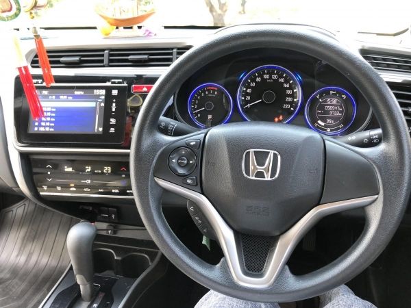 Honda City Vบวก ออกป้ายแดงธันวา2014 (จด 2015) เครื่องเบนซิน 1.5 i-vtec รถมือเดียว เจ้าของขายเอง รูปที่ 6
