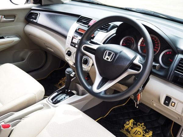 HONDA CITY 1.5 V ปี 2010 เกียร์AUTO สภาพนางฟ้า รูปที่ 6