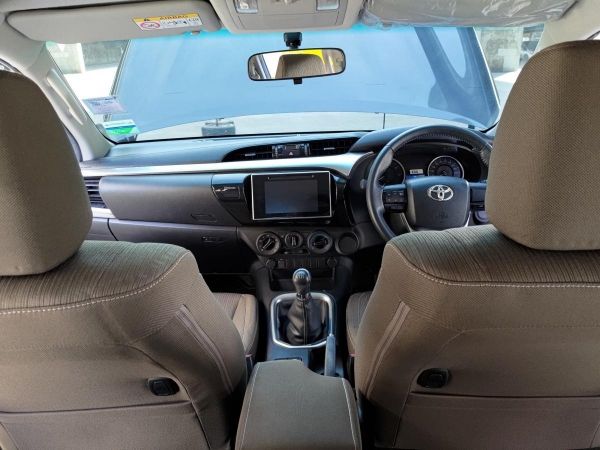 Toyota Revo Double Cab Prerunner 2x4 2.4 E Plus MT ปี2017 รูปที่ 6