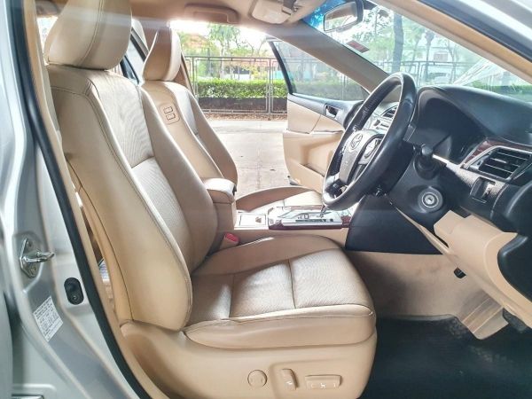 2014 Toyota Camry 2.5 G AT รูปที่ 6