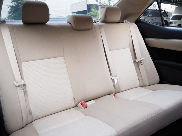 TOYOTA COROLLA ALTIS 1.6 E (CNG) ปี 2014 จดปี 2015 เกียร์AUTO สภาพนางฟ้า รูปที่ 6