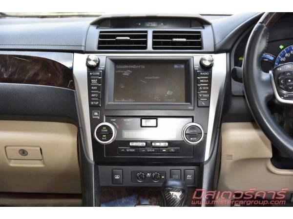 จัดไฟแนนซ์ได้เต็ม ฟรีดาวน์ แถมประกันภัย 2012 TOYOTA CAMRY HY-BRID 2.5 NAVI รูปที่ 6