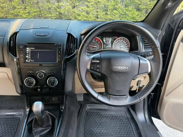 2019 ISIZU DMAX 1.9 Z Stealth HI-LANDER CAB4 ดีเซล รูปที่ 6