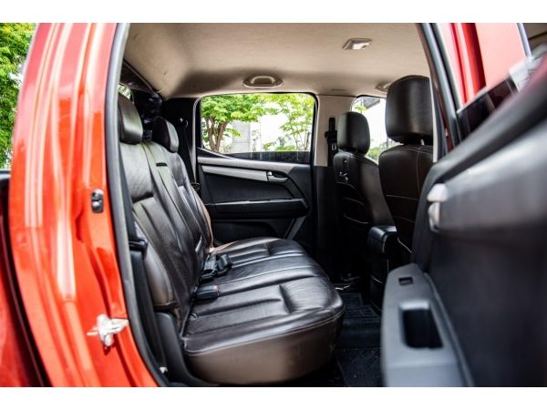 รถกระบะ Isuzu D-Max Cab4 V-CROSS 3.0 Z Prestige 4x4  ปี2014 3930 รูปที่ 6